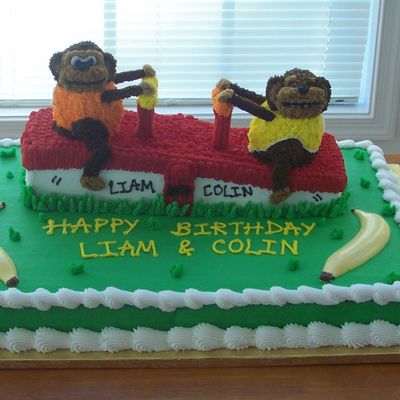 Monkeys On A Seesaw Cake