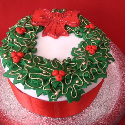 Christmas Wreath Cake