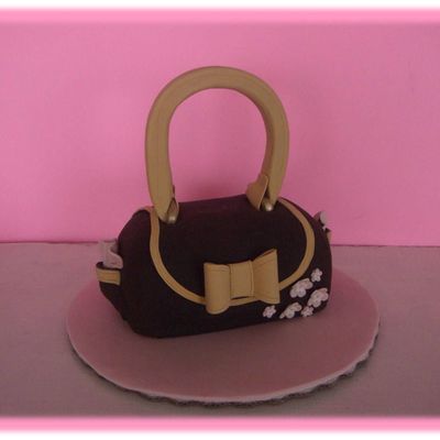 Handbag Cake
