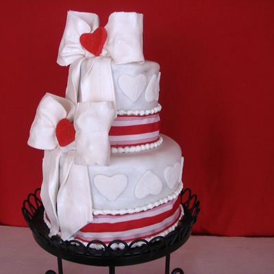 San Valentine&acirc;&acute;s Cake