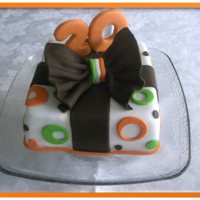 Gift Cake Box