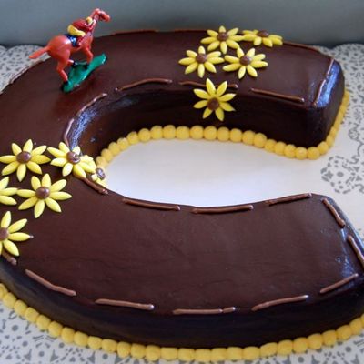 Preakness Cake