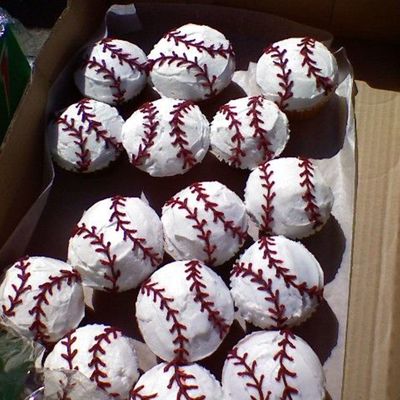 Baseball Cupcakes