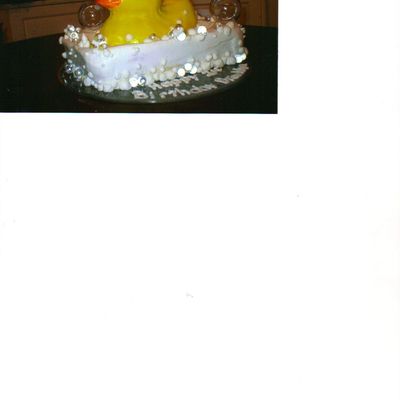 Rubber_Duckie_Cake.jpg
