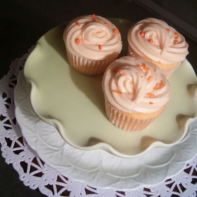 Zesty Fresh Orange Cupcakes