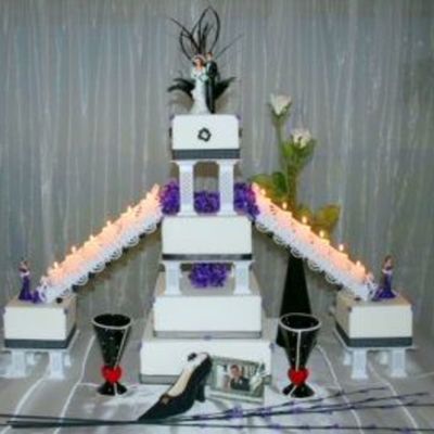 Square Formal Wedding Cake With Stairs