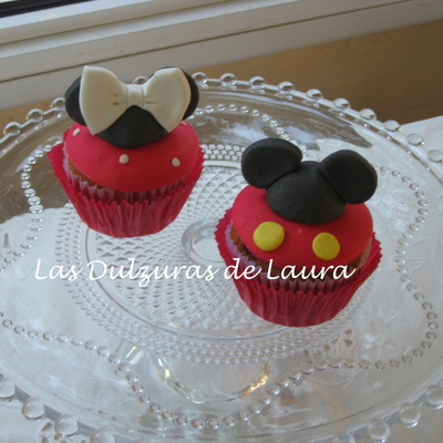 Minnie And Mickey Cupcakes