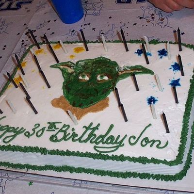 Star Wars Yoda Birthday Cake