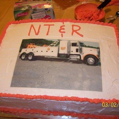 Tow Truck 1/2 Sheet Cake