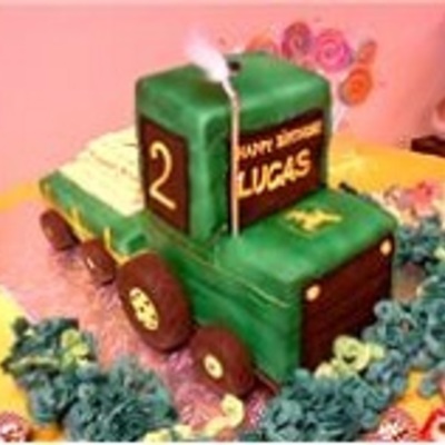 John Deere Tractor Cake