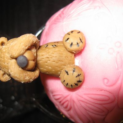 Peek-A-Boo Bear Topper