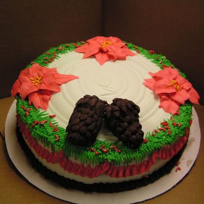 Poinsetta Wreath Cake