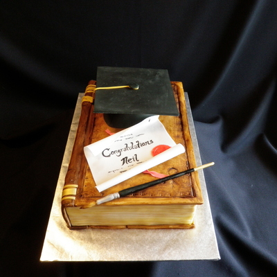 Art Grad Cake