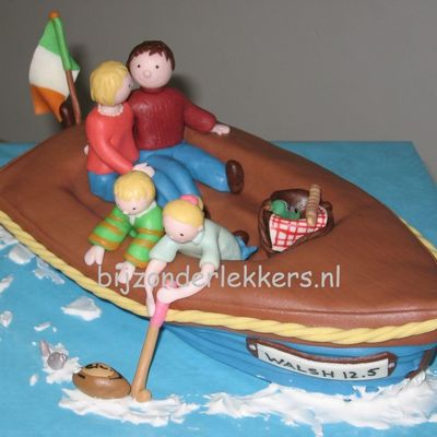 12,5 Years Of Marriage And Fond Of Boating.