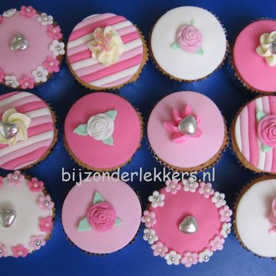 Wedding Cupcakes Up Close