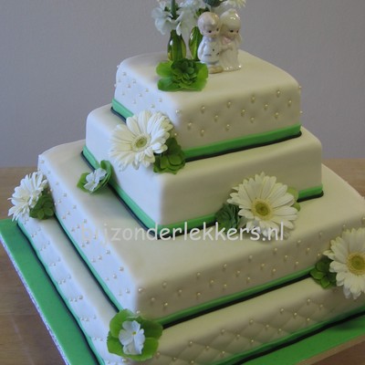 Real Flowers Wedding Cake