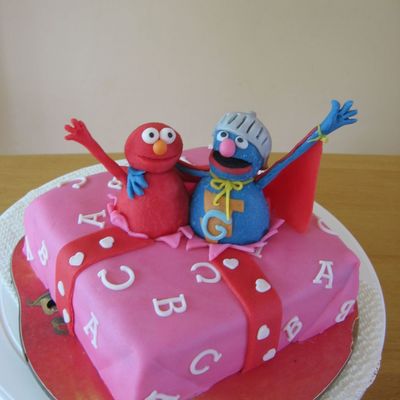 Elmo And Supergrover