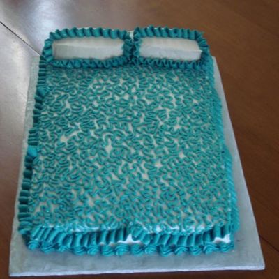 Cornelli Lace Bed Cake