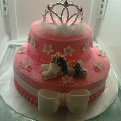 Unicorn/tiara Cake