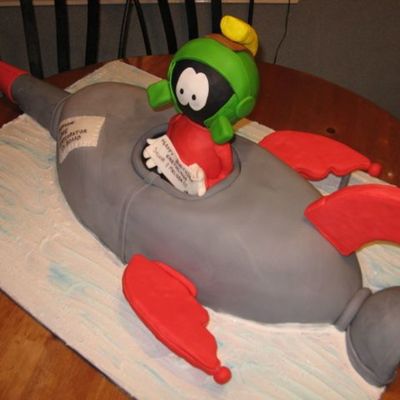 Colossal Marvin The Martian Cake