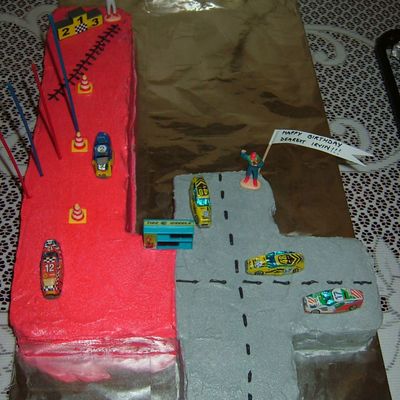 4Th Birthday Race Track Cake