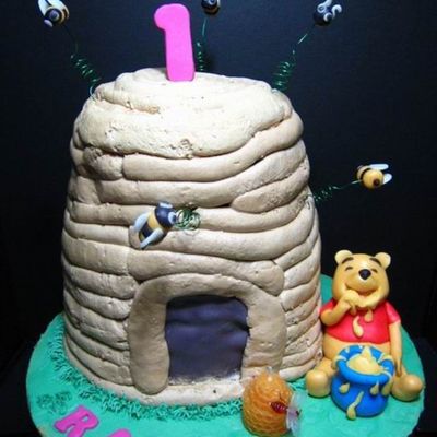 Beehive And Pooh Digging Into Honey