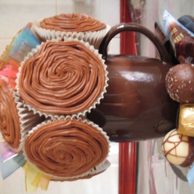 Chocolate Cup Cake Bouquet