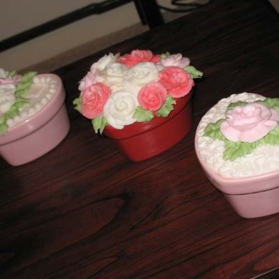 Valentine's Day Mini Cakes