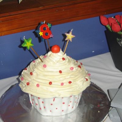 Giant Cupcake