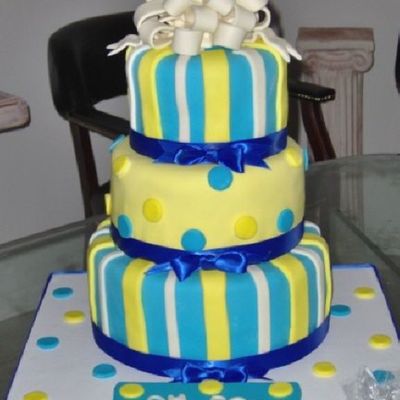 Blue/yellow Baby Shower Cake