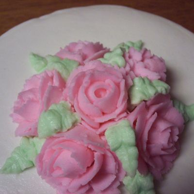 My Sencond Cake Course 1 And My Very First Rose!