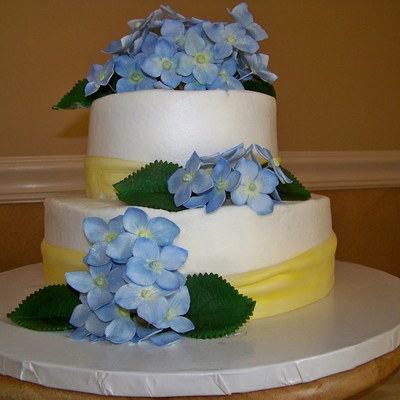 Gumpaste Hydrangea Cake