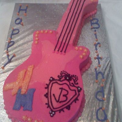 Hannah Montana & Jonas Brothers Guitar Cake