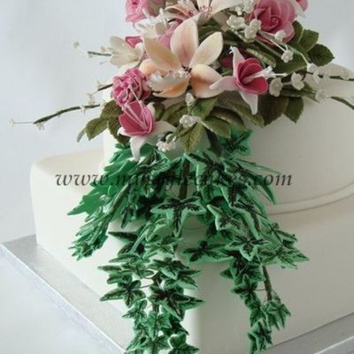 Wedding Cake With Flowers