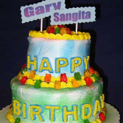 2005_6-21-05_Tti_B-Day_Cake_00.jpg