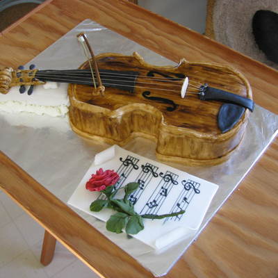 Violin Cake