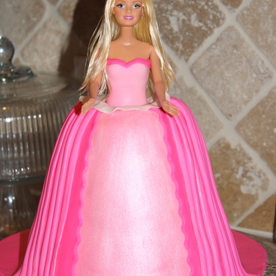 Barbie Cake!