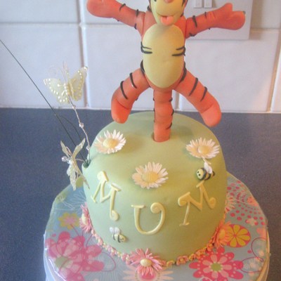Tigger Cake