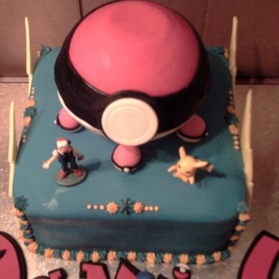 Pokemon Cake