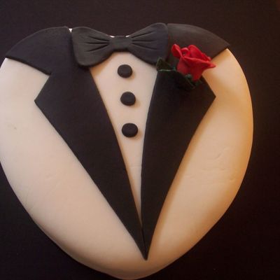 Tuxedo Groom's Cake