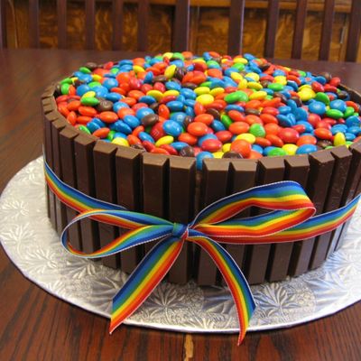 Candy Barrel/ Kit Kat Cake