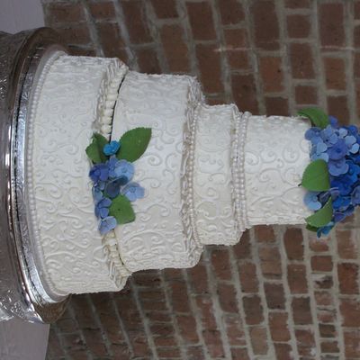 Hydrangea Wedding Cake
