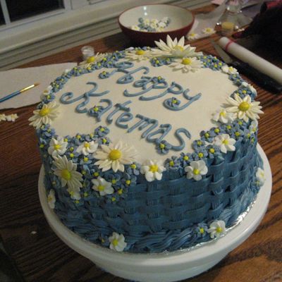 Daisy Themed Birthday Cake