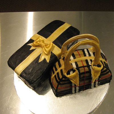 Burberry Cake