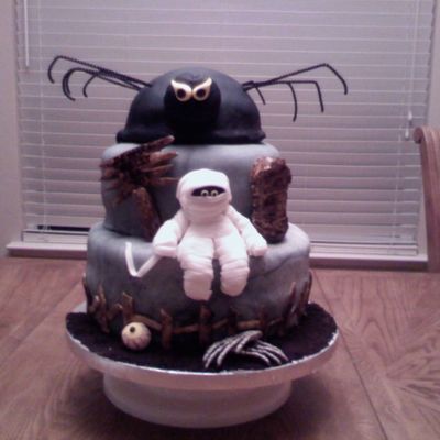 Holloween/40Th B-Day Cake