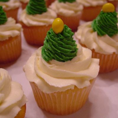 Christmas Tree Cupcakes