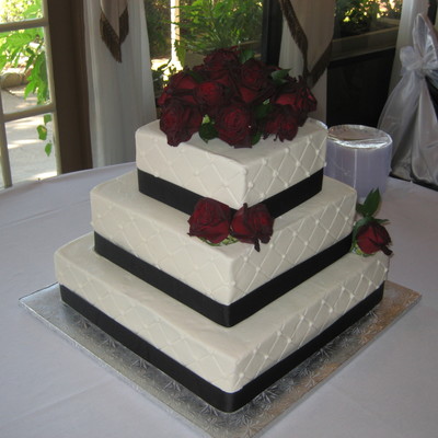 Square Buttercream Cake With Fresh Roses