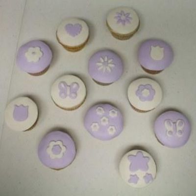 Spring Fondant Cupcakes