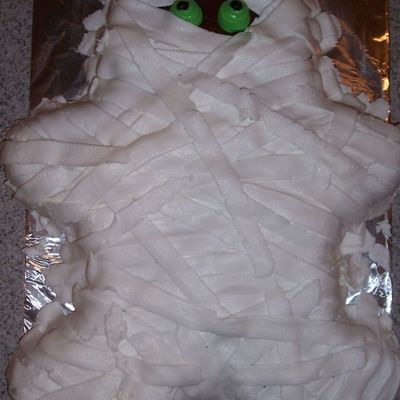 Mummy Cake