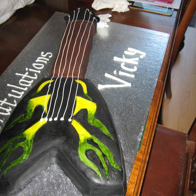 Guitar Cake